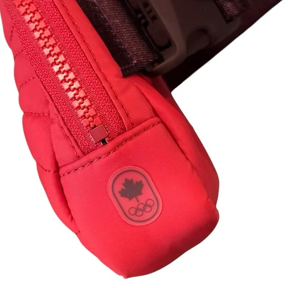 ❤️Lululemon❤️ Red Canada Olympic Limited Edition Belt Bag - Picture 5 of 7